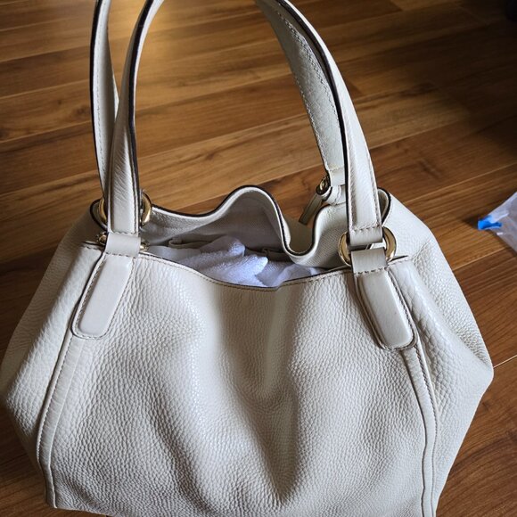 Gucci Leather Soho Convertible Shoulder Bag, White - Picture 3 of 5